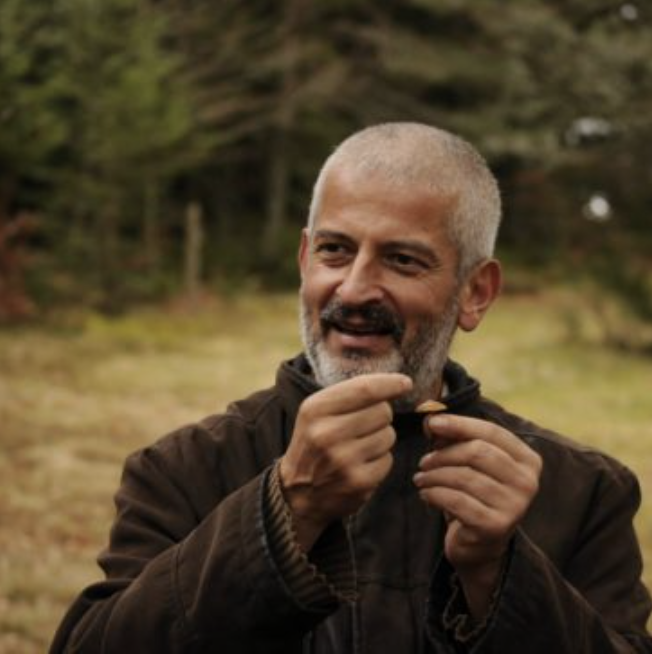 Hervé Covès à Vascoz : 2 jours autour de La viticulture grandeur nature : VISITE COMMENTEE des vignes et échanges